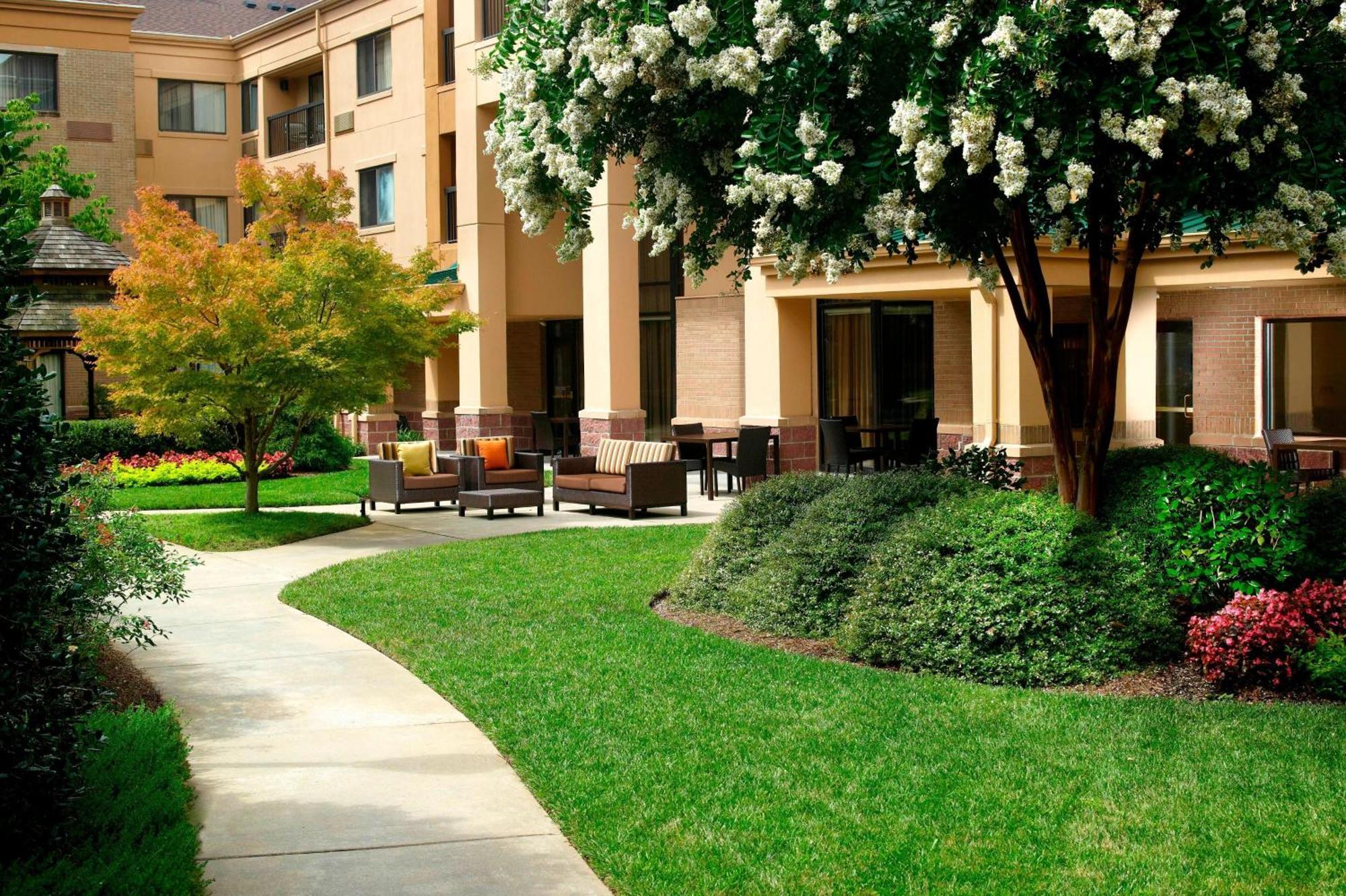 Courtyard By Marriott Atlanta Alpharetta Ξενοδοχείο Εξωτερικό φωτογραφία